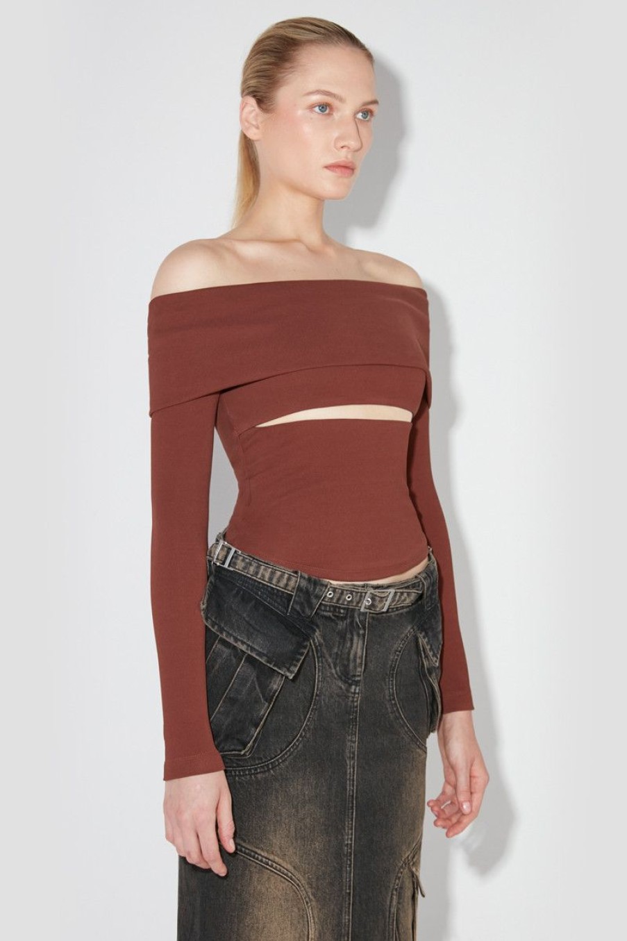 MISBHV Elena Off Shoulder Longsleeve Brown Hot